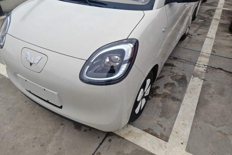 Used Wuling Hongguang MINIEV 2025 Four-Door Version Advanced Edition
