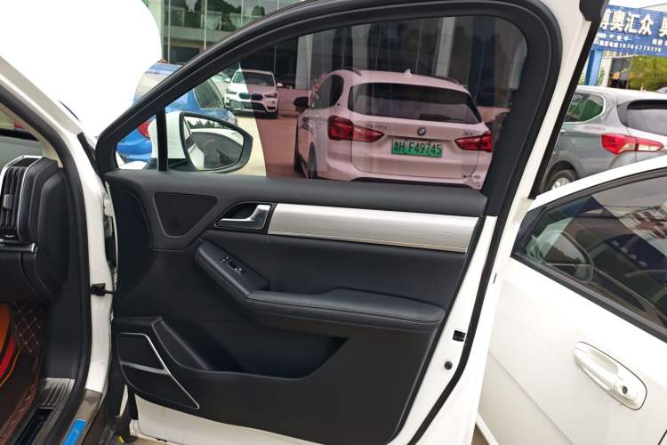 Used BYD Tang 2018 2.0T Automatic SmartConnect Luxury 7-Seater China V Emission Standard
