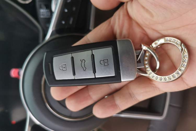 Used Zotye T700 2017 1.8T Dual-Clutch Prestige Model