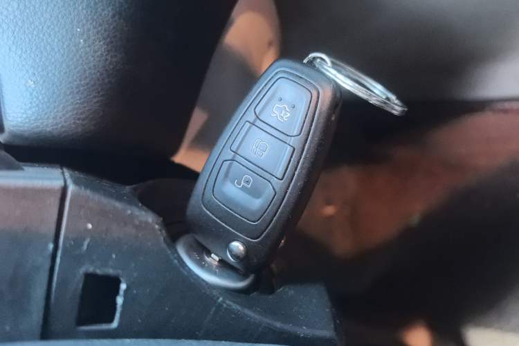 Used Ford Focus 2017 Sedan 1.6L Manual Comfort Plus SmartDrive Edition
