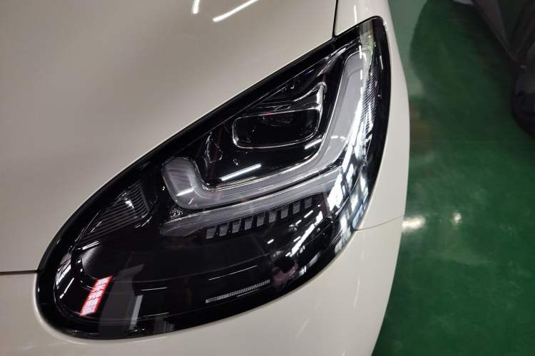 Used Wuling Bingo 2024 333 km Lingxi Connected Version
