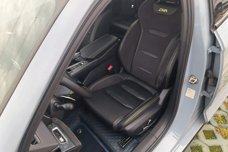 Used Geely Auto Preface 2021 2.0TD Space-Time Edition Hao Yue Left Front Seat