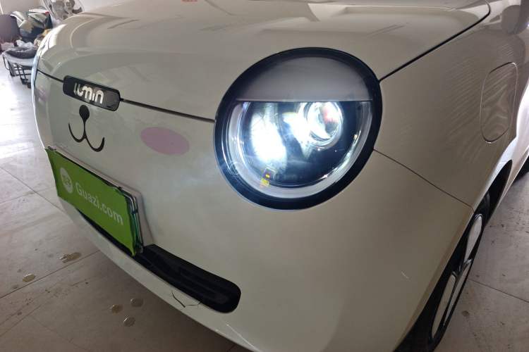 Used CHANGAN NEVO Lumin 2025 205 km Xiangqin Version
