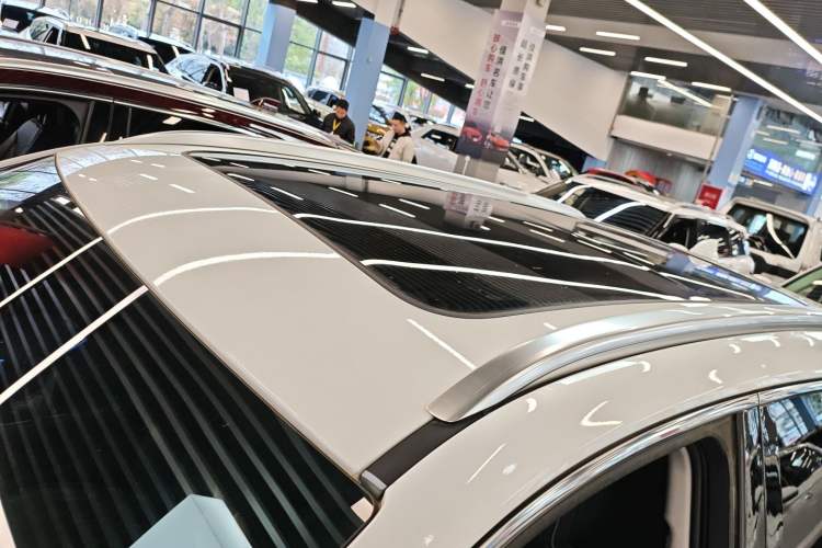 Used Hongqi HS5 2019 2.0T Smart Connect Flagship All-Wheel-Drive Version
