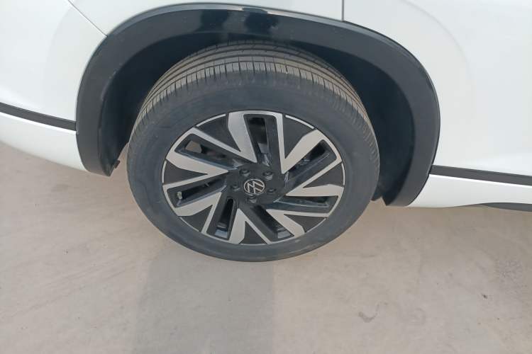 Used Volkswagen Tayron 2023 Revised Version 380TSI All-Wheel Drive R-Line High-Energy Edition Exterior 5