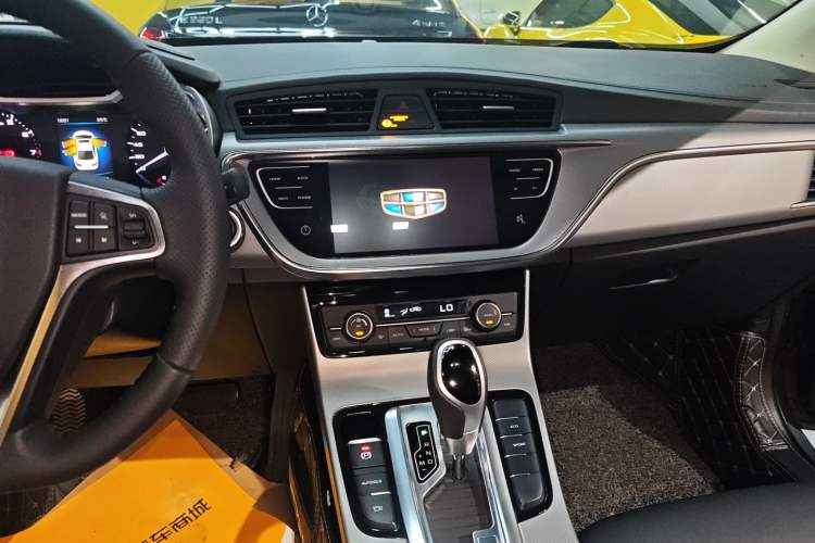 Used Geely Auto Emgrand GL 2018 1.4T DCT Elite Smart Connectivity Version
