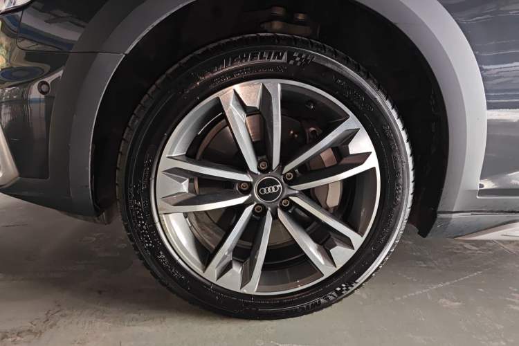 Used Audi A4 2022 allroad quattro