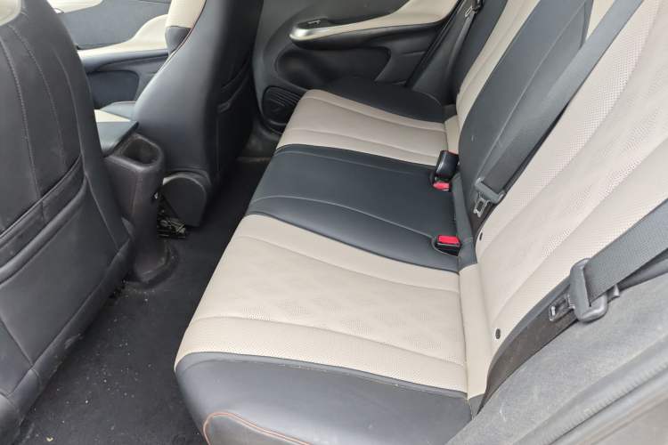 Used BYD Dolphin 2023 420 km Free Version
