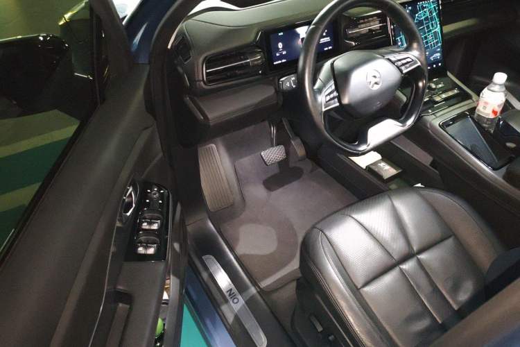 Used Nio ES8 2018 355 km Base Version 6-Seater Edition Driver Seat