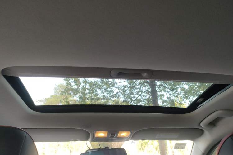 Used Kia KX Cross 2017 1.4L AT GLS