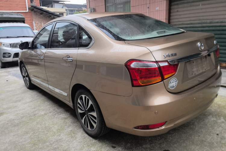 Used Dongfeng Aeolus A60 2016 1.5L Manual Luxury Version

