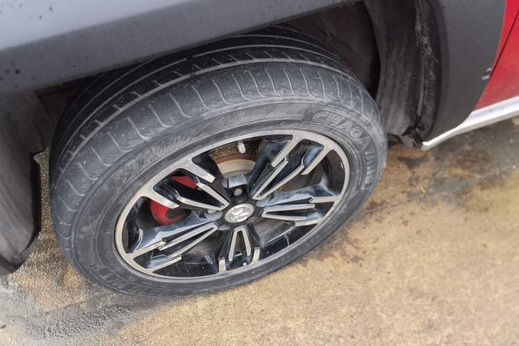 Used BAIC Off-Road BJ20 2018 1.5T CVT Luxury Model Left Front Wheel Hub