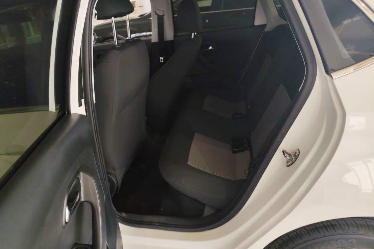 Used Volkswagen Polo 2018 1.5L Manual Drive-Comfort Model