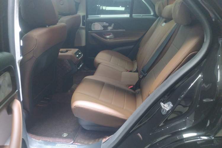 Used Mercedes-Benz GLE 2025 GLE 350 4MATIC Stylish Model
