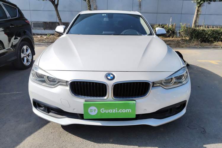 Used BMW 3 Series 2016 316i Fashion Model
