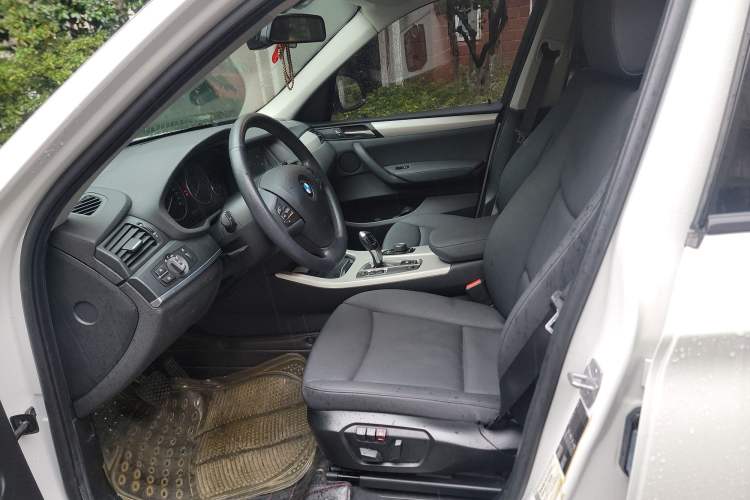 Used BMW X3 2016 sDrive20i
