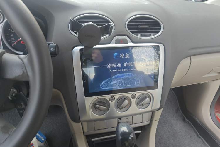 Used Ford Focus 2011 Hatchback 1.8L Automatic Fashion Edition
