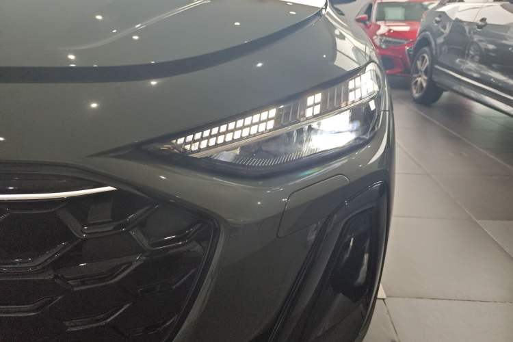 Used Audi A5L 2026 2.0T Sport Plus Left Front Headlight