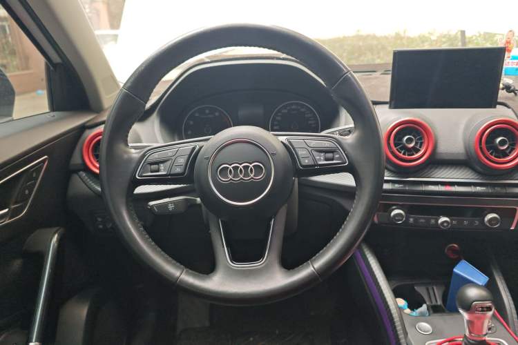 Used Audi Q2L 2020 35 TFSI Fashion Dynamic Model
