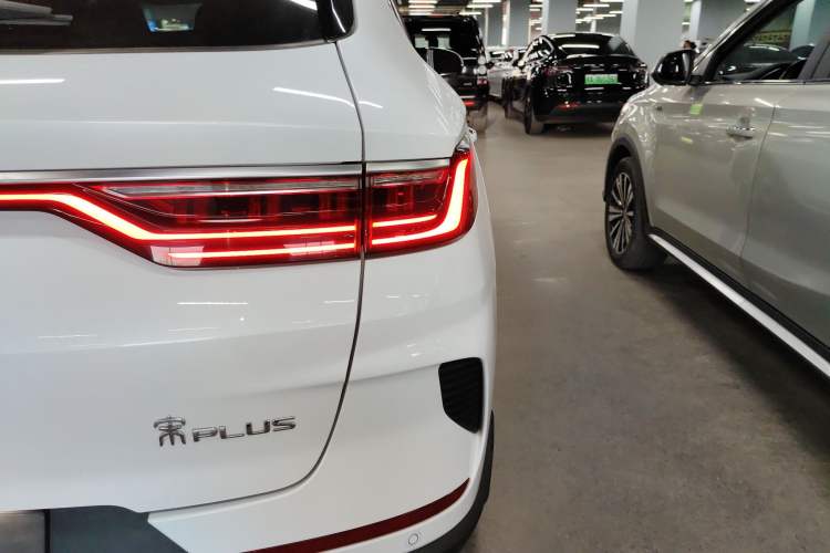 Used BYD Song PLUS New Energy 2021 EV Deluxe Model Exterior 3