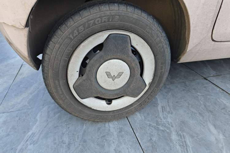 Used Wuling Hongguang MINIEV 2021 Macaron Fashion Model Lithium Iron Phosphate