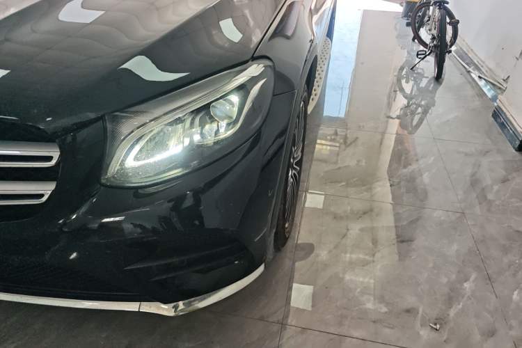 Used Mercedes-Benz GLC 2019 GLC 260 L 4MATIC Dynamic Model