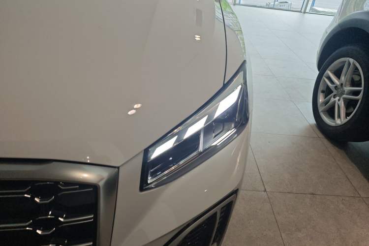 Used Audi Q2L 2024 35TFSI Ambition Dynamic Edition Left Front Headlight