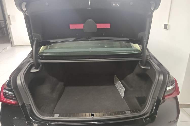 Used BMW 7 Series 2021 730Li Luxury Package