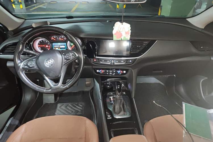 Used Buick Regal 2019 20T Elite Version China V Standard Center Console