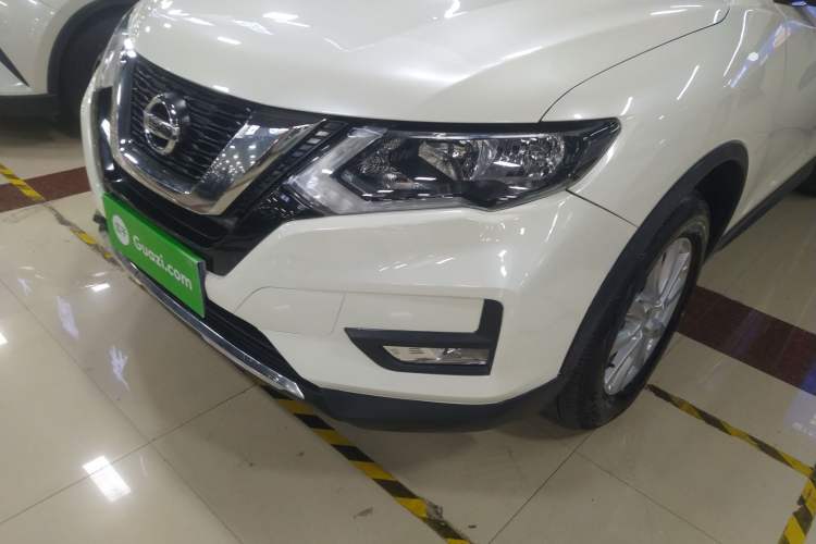 Used Nissan X-Trail 2017 2.0L CVT Comfort Edition 2WD Left Front Headlight