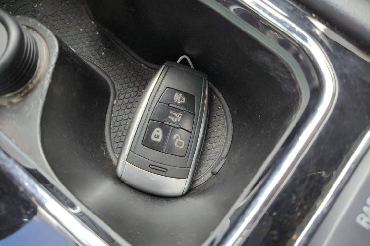 Used BAIC Off-Road BJ40 2019 PLUS 2.3T Automatic Four-Wheel Drive Premium Edition China VI Interior 1