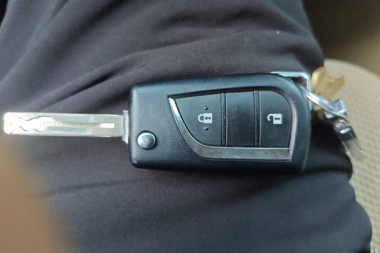 Used Toyota Highlander 2018 2.0T Four-Wheel Drive Elite Edition 7 Seats China V Standard