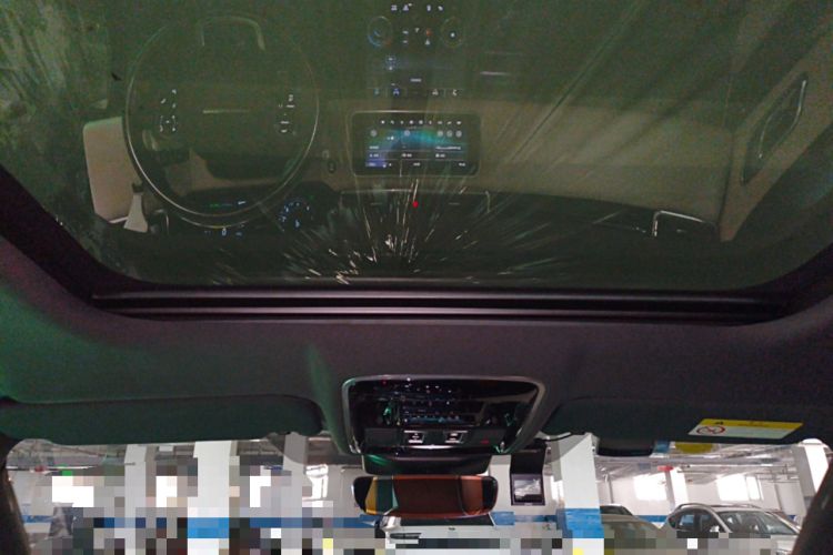 Used Land Rover Range Velar 2017 P380 R-DYNAMIC SE
