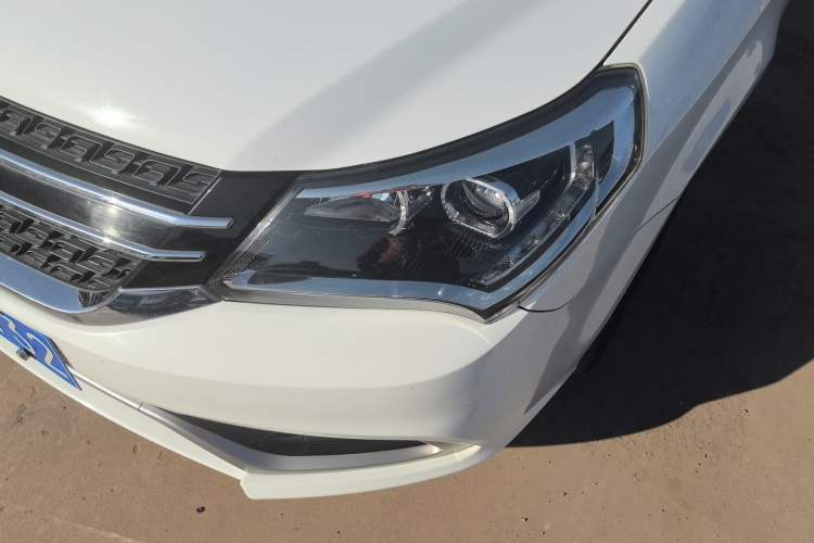 Used Geely Auto Diamond 2016 1.5L Manual Entry-Level Trim
