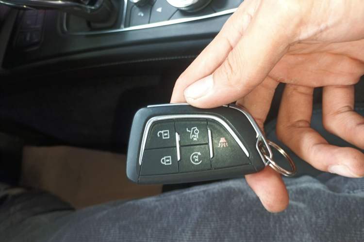 Used Cadillac CT5 2024 28T Luxury Version Vehicle Key