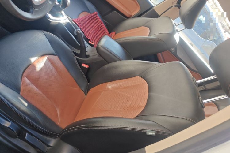 Used Baojun 560 2015 1.8L Manual Elite Edition
