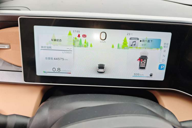 Used Geely Auto icon 2023 1.5TD Chocolate Smoothie Edition
