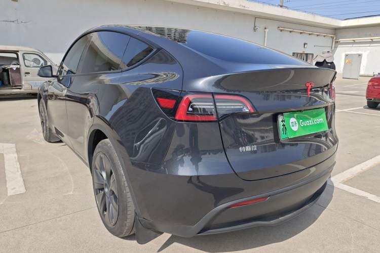 Used Tesla Model Y 2024 Rear-Wheel-Drive Version
