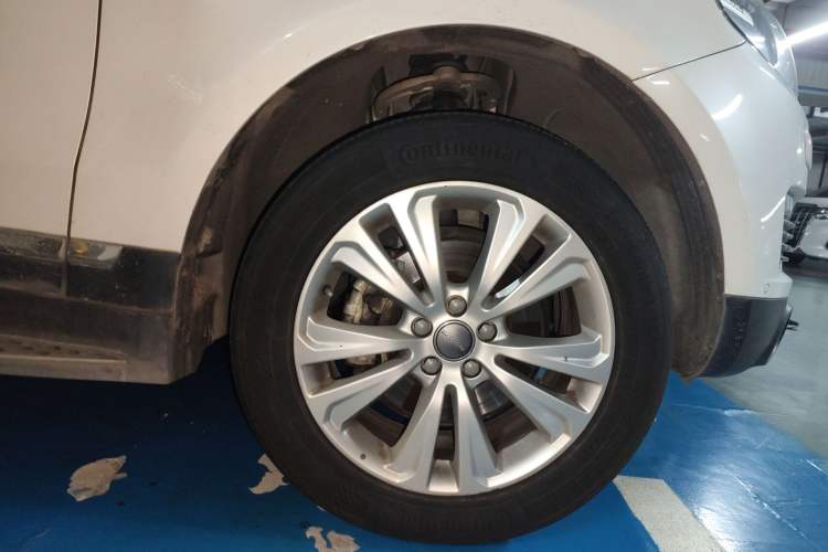 Used Haval H8 2017 2.0T Gasoline Four-Wheel Drive Luxury Model
