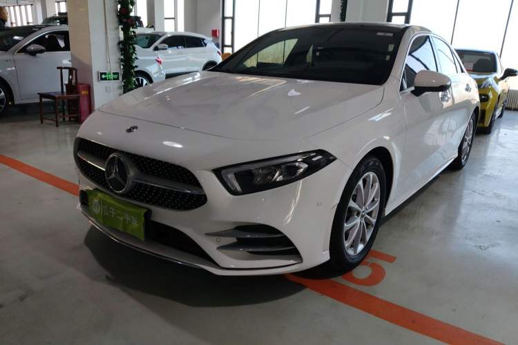 Used Mercedes-Benz A-Class 2020 Restyled A 200 L Sport Sedan Fashion Version