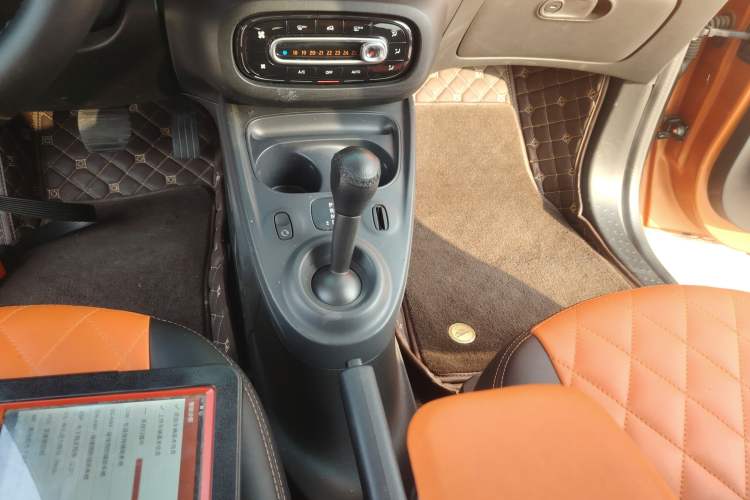 Used smart forfour 2016 1.0L 52 kW Dynamic Edition