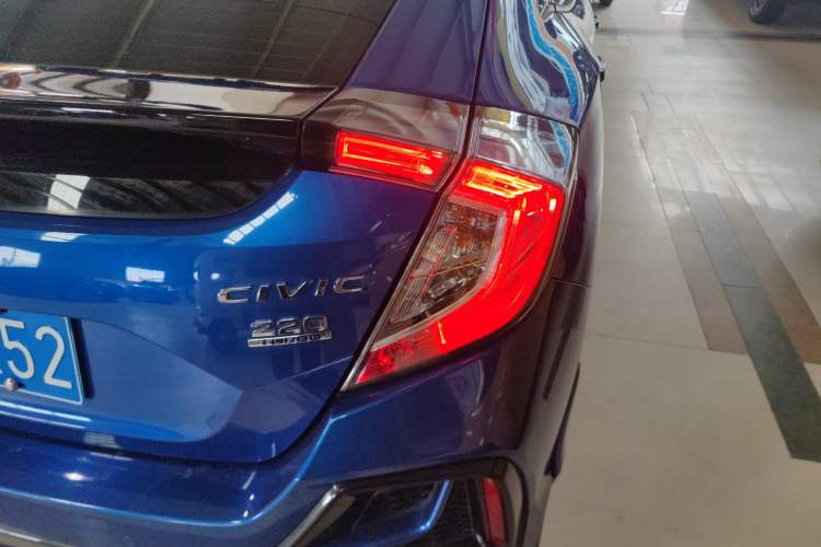 Used Honda Civic 2021 HATCHBACK 220TURBO CVT Trendy Cool Edition