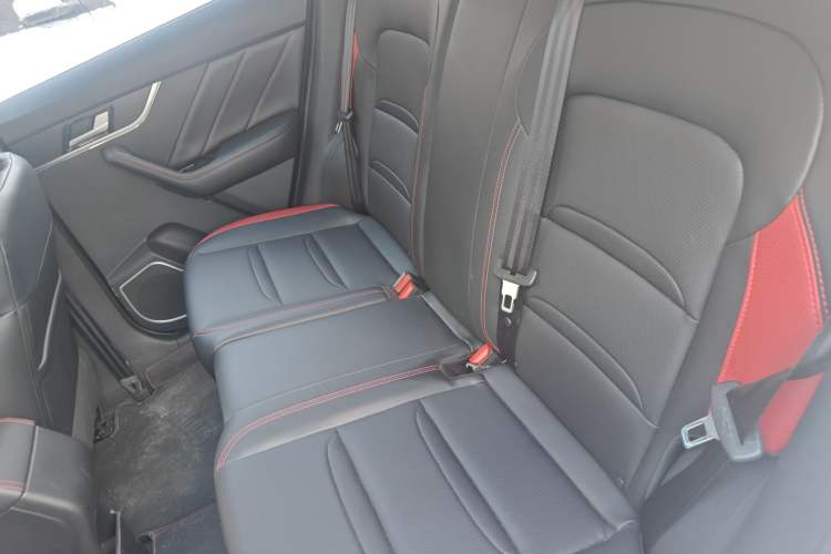 Used Venucia T60 2020 1.6L CVT Smart Drive Version China VI Standard
