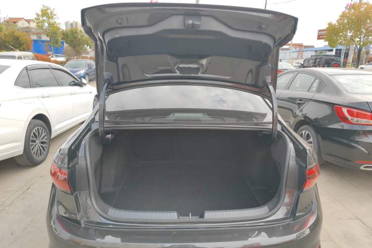 Used Volkswagen Sagitar 2023 300TSI DSG Excellence Edition Trunk