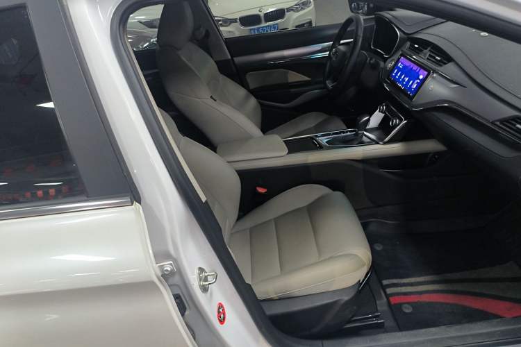 Used Geely Auto Binray 2018 14T CVT Binyi Edition
