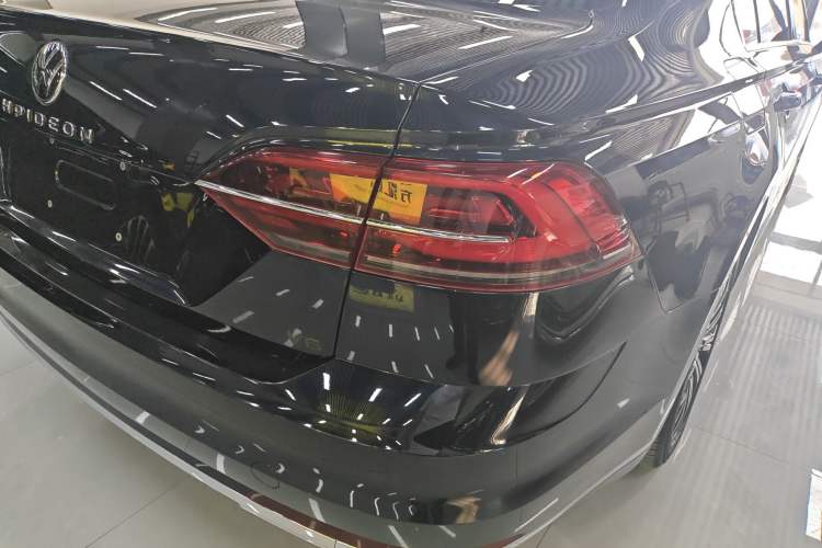 Used Volkswagen Phideon 2021 380TSI Luxury Edition Exterior 3