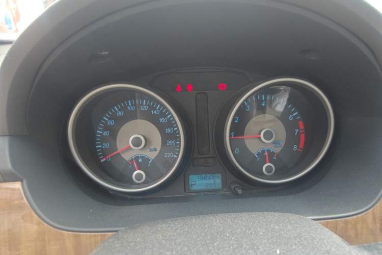 Used Buick Excelle 2015 1.5L Automatic Classic Model
