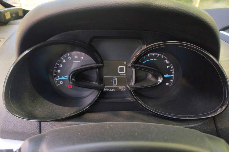 Used Dongfeng Aeolus AX7 2016 1.4T Manual Zhuyue Model Instrument Cluster