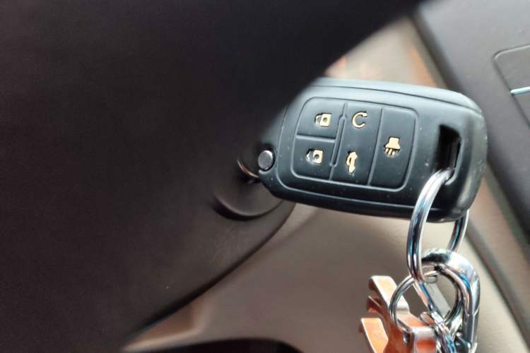 Used Buick Regal 2012 2.0L Comfort Edition Vehicle Key