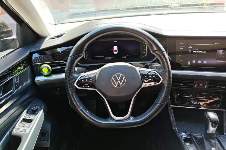 Used Volkswagen Passat 2023 330TSI Starry Elite Edition Steering Wheel